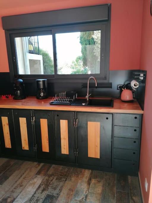 Gite Cosy Au Coeur Du Luberon Lagnes Екстериор снимка