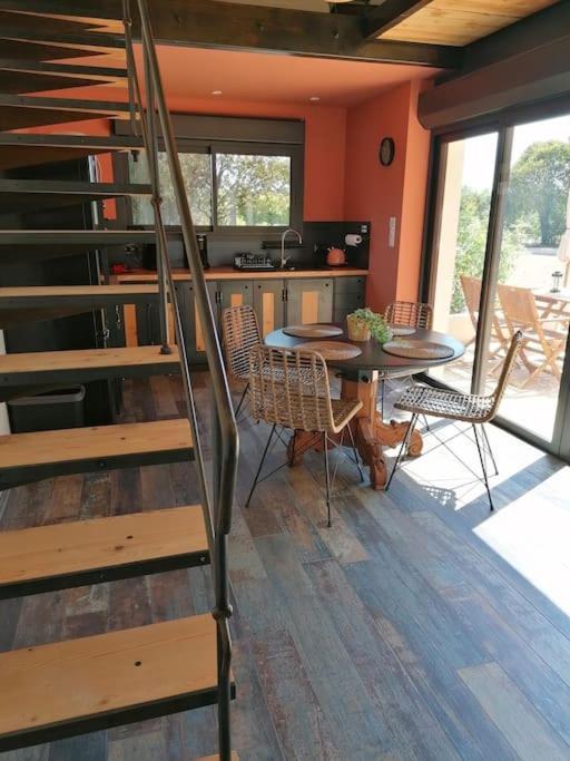 Gite Cosy Au Coeur Du Luberon Lagnes Екстериор снимка