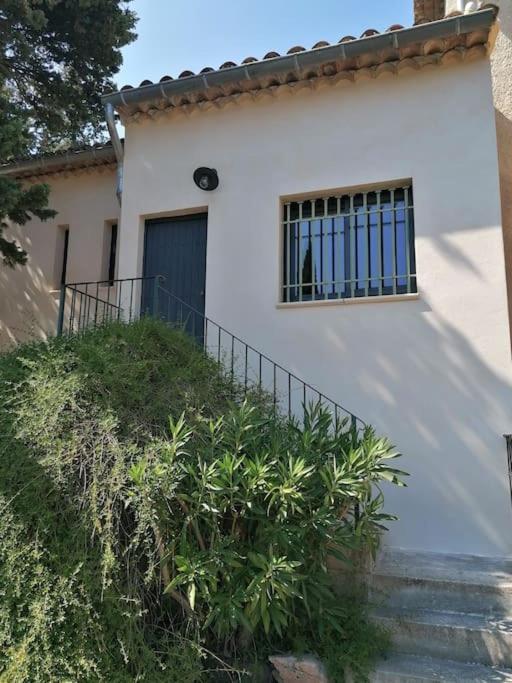 Gite Cosy Au Coeur Du Luberon Lagnes Екстериор снимка