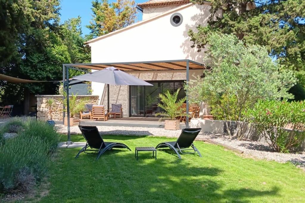 Gite Cosy Au Coeur Du Luberon Lagnes Екстериор снимка