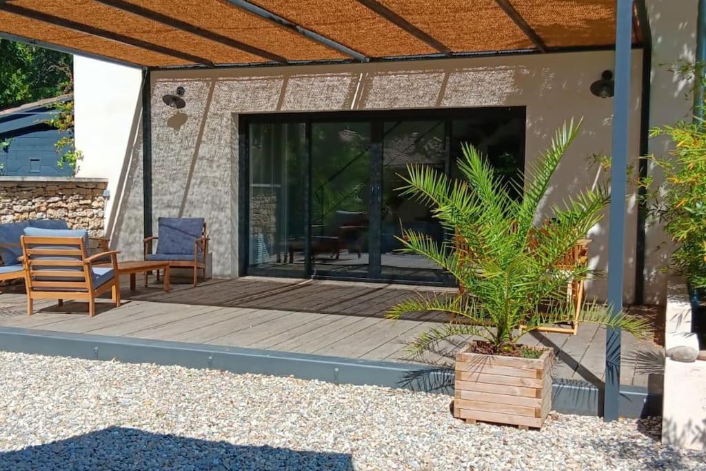 Gite Cosy Au Coeur Du Luberon Lagnes Екстериор снимка