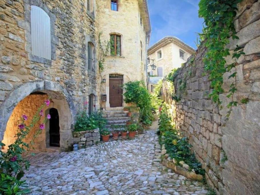 Gite Cosy Au Coeur Du Luberon Lagnes Екстериор снимка